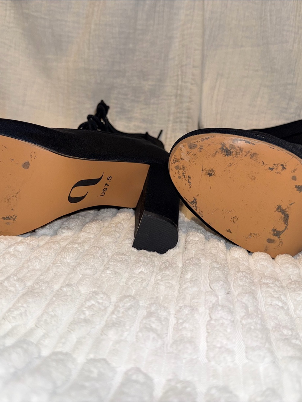 Savashjay
Closed Toe Lace Up Ankle Boots - Picture 6 of 10